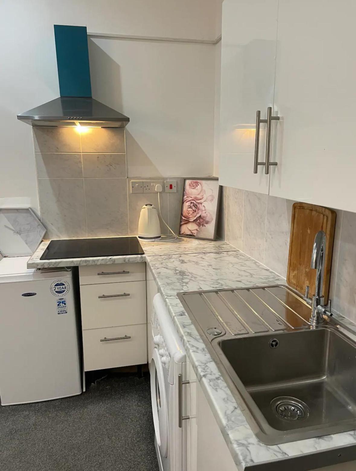 Apartment In Bham City Centre, Free Parking Sleeps 3 Birmingham Exterior photo